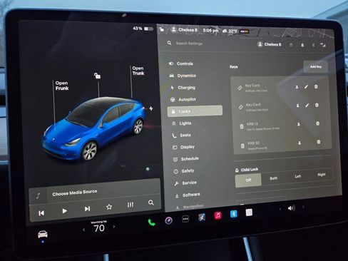Used 2020 Tesla Model Y Long Range image 46