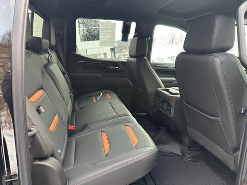Used 2024 GMC Sierra 1500 AT4 w/ Technology Package image 14