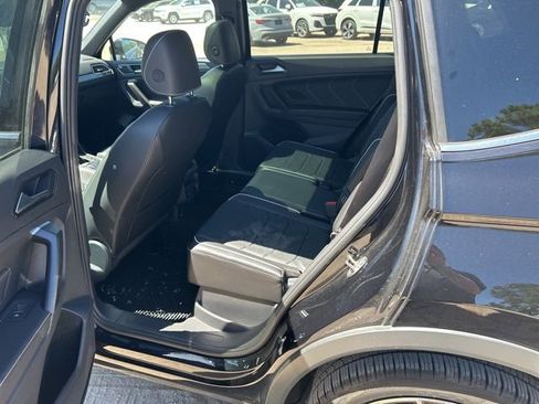 Used 2024 Volkswagen Tiguan SEL R-Line image 6