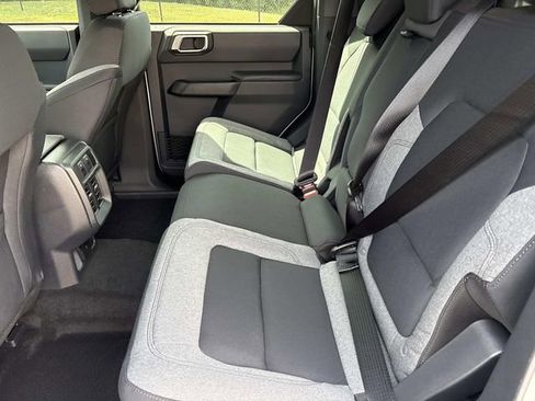 New 2026 Ford Bronco 4-Door AWD/4WD image 17