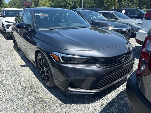 Used 2024 Honda Civic Sport image 2