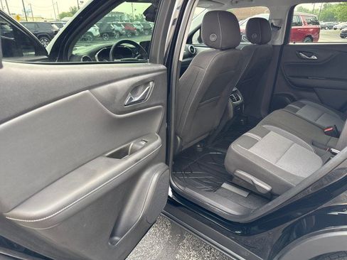 Used 2025 Chevrolet Blazer LT w/ Driver Confidence Package FWD image 24