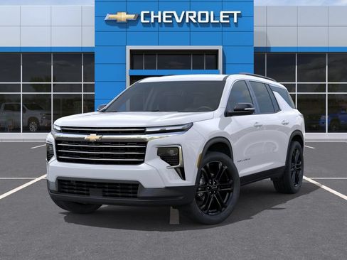 New 2027 Chevrolet Traverse LT w/ Driver Confidence Package AWD/4WD image 6