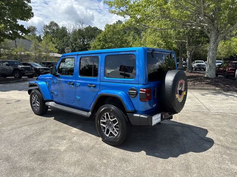 New 2025 Jeep Wrangler Sahara image 5