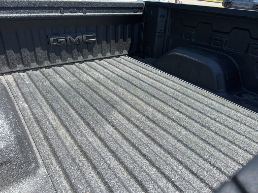 New 2026 GMC Sierra 1500 AT4 w/ AT4 Premium Package AWD/4WD image 9
