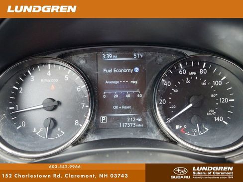 Used 2017 Nissan Rogue SV w/ SV Premium Package image 15