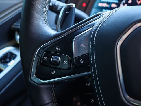 Used 2025 Chevrolet Corvette Z06 image 18