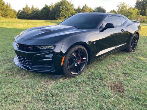 Used 2023 Chevrolet Camaro SS RWD image 4