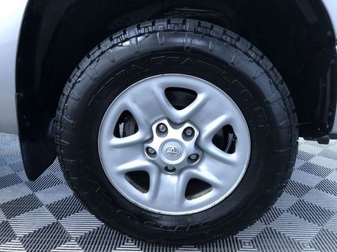 Certified 2019 Toyota Tundra SR5 AWD/4WD image 11