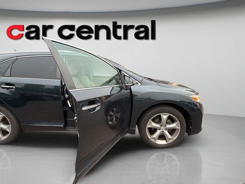 Used 2015 Toyota Venza XLE AWD/4WD image 9