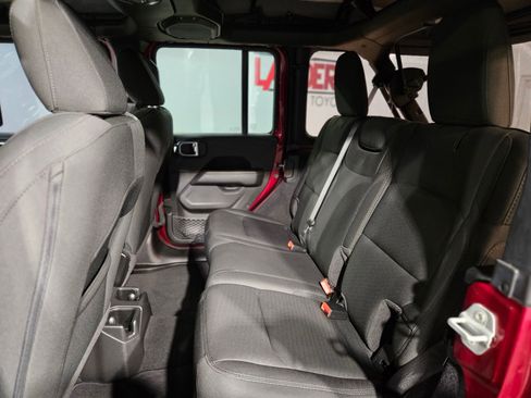 Used 2021 Jeep Wrangler Unlimited Sahara w/ Cold Weather Group image 34