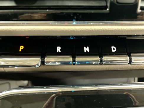 Used 2024 Lincoln Navigator Reserve image 18