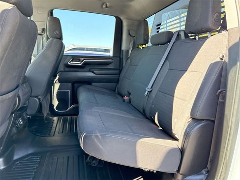 Used 2024 Chevrolet Silverado 3500 LT w/ Convenience Package image 15