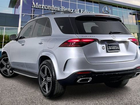 Certified 2025 Mercedes-Benz GLE 450e 4MATIC image 2