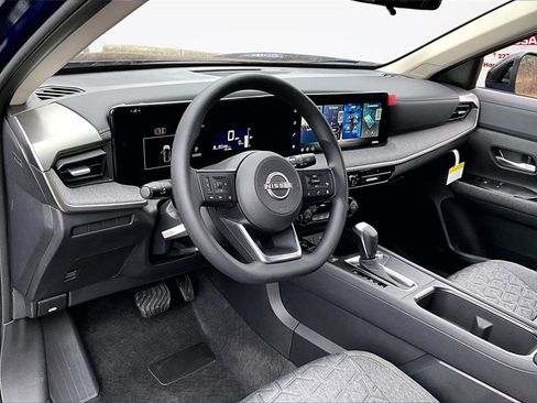 New 2026 Nissan Kicks SV w/ Cold Weather Package image 7