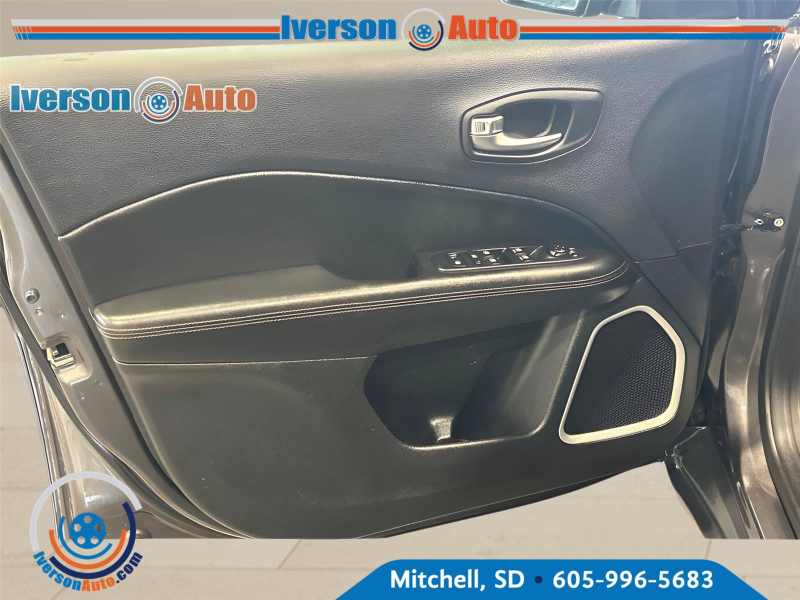 Used 2019 Jeep Compass Limited w/ Safety & Security Group AWD/4WD image 15