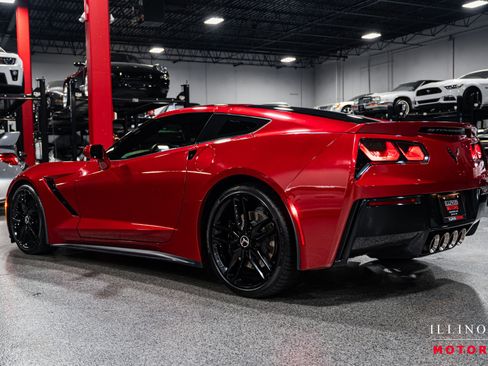Used 2015 Chevrolet Corvette Stingray Coupe w/ 3LT Preferred Equipment Group image 3