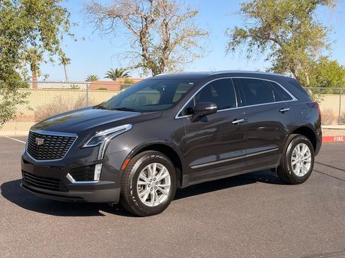 Used 2020 Cadillac XT5 Luxury FWD image 2