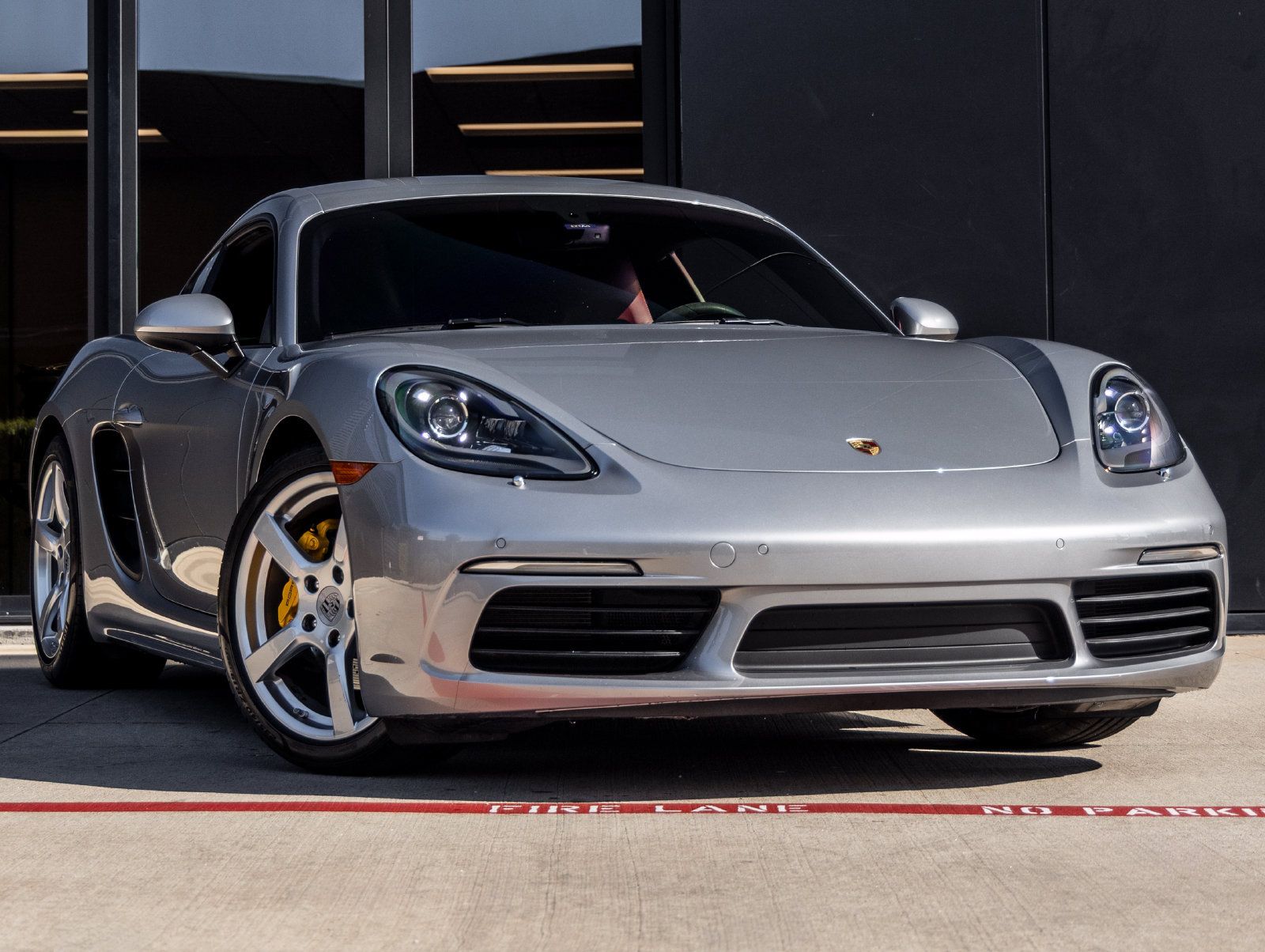Certified 2019 Porsche 718 Cayman RWD image 6