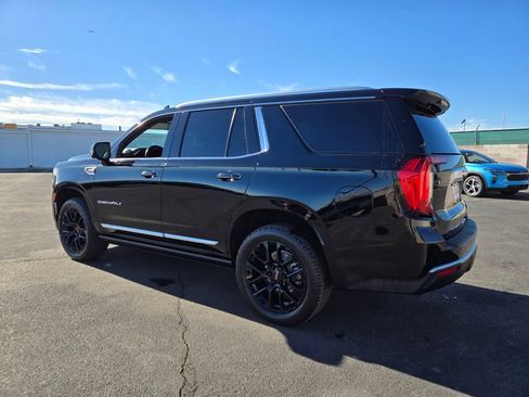 Used 2023 GMC Yukon Denali w/ Denali Reserve Package image 4