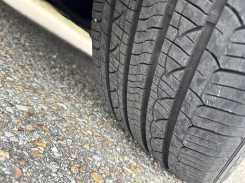 Used 2012 Chevrolet Camaro LT image 9