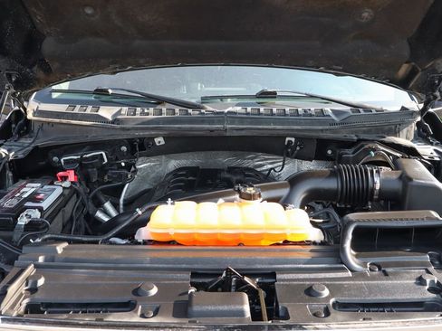 Used 2016 Ford F150 Lariat w/ Equipment Group 501A Mid AWD/4WD image 12