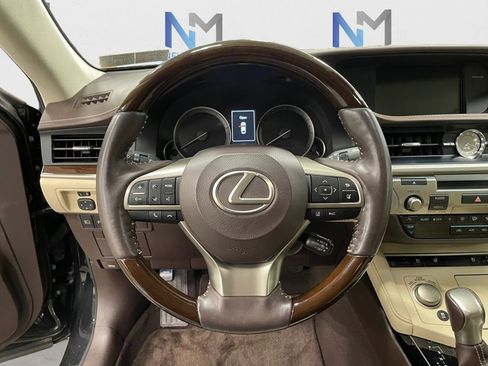 Used 2017 Lexus ES 350 image 12