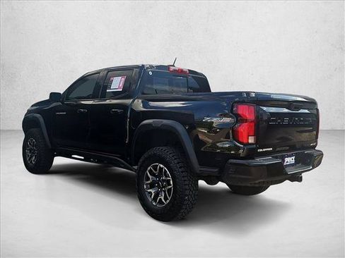 Used 2024 Chevrolet Colorado ZR2 w/ ZR2 Convenience Package III AWD/4WD image 8