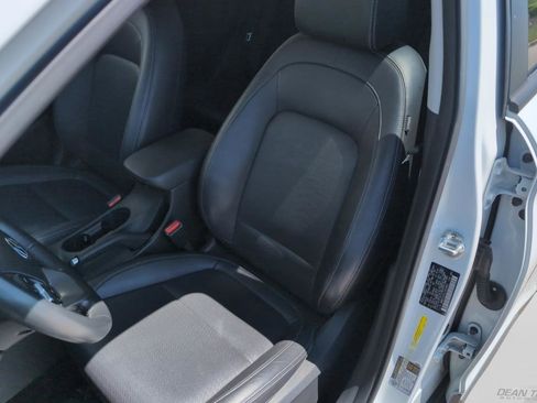 Used 2020 Hyundai Kona Ultimate AWD/4WD image 12
