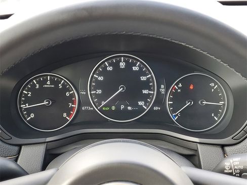 Used 2025 MAZDA CX-70 3.3 Turbo w/ Preferred Package image 18