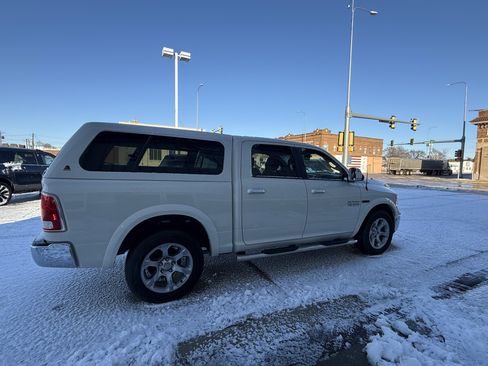 Used 2017 RAM 1500 Laramie w/ Convenience Group image 5