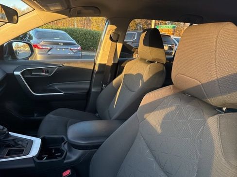 Used 2024 Toyota RAV4 XLE image 7