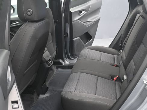 Used 2026 Chevrolet Equinox LT w/ Safety and Technology Package FWD image 13