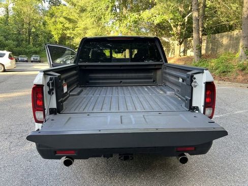 Used 2025 Honda Ridgeline Black Edition image 21
