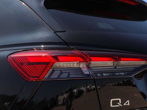 Used 2023 Audi Q4 e-tron Premium w/ Premium Plus RWD image 12