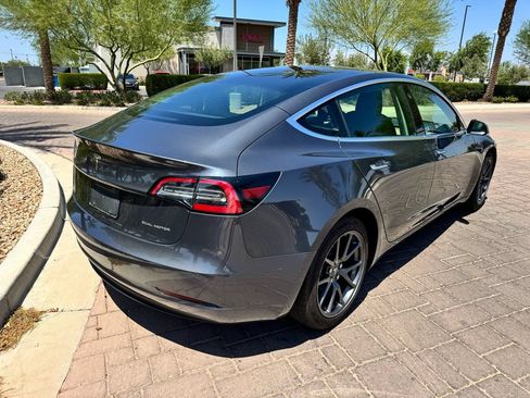 Used 2019 Tesla Model 3 Long Range AWD/4WD image 3