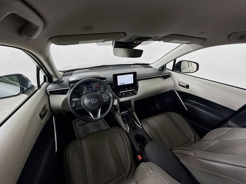 Used 2024 Toyota Corolla Cross LE FWD image 22