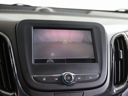 Used 2022 Chevrolet Equinox RS image 21