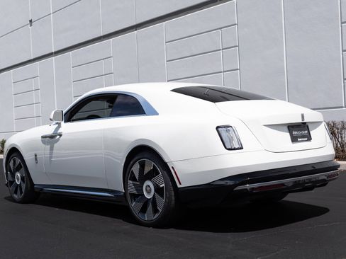 Used 2024 Rolls-Royce Spectre w/ Spectre Launch Package image 2