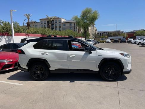 Used 2020 Toyota RAV4 XSE AWD/4WD image 3
