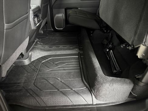 New 2026 Chevrolet Silverado 1500 High Country AWD/4WD image 74