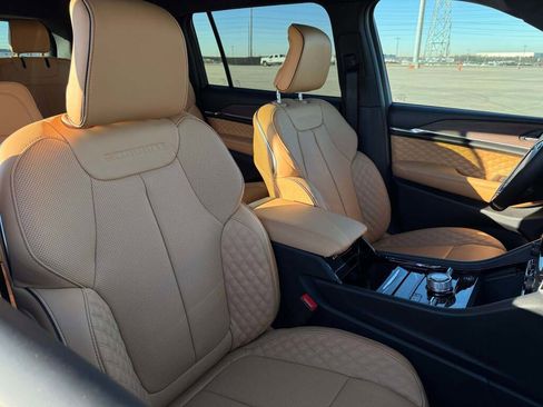 New 2025 Jeep Grand Cherokee L Summit image 26