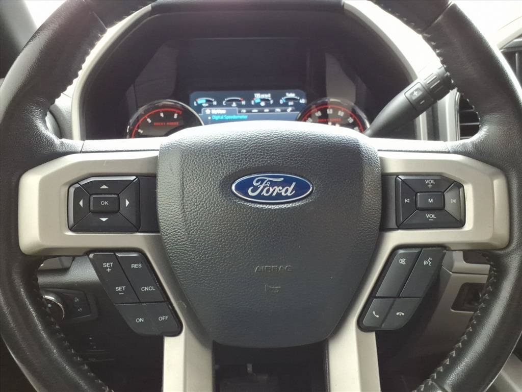 Used 2022 Ford F250 Lariat w/ Black Appearance Package AWD/4WD image 20