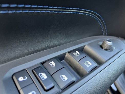 New 2025 Jeep Compass Latitude w/ Altitude Special Edition image 32