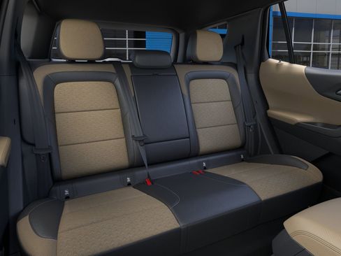 New 2026 Chevrolet Equinox ACTIV w/ Safety and Technology Package image 44