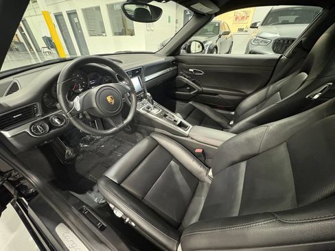 Used 2016 Porsche 911 Targa 4 AWD/4WD image 15