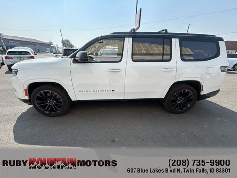 Used 2024 Jeep Grand Wagoneer Series II Obsidian w/ Quick Order Packagew 28T AWD/4WD image 22