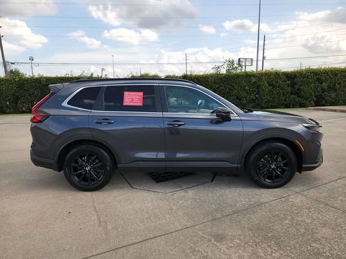 Used 2023 Honda CR-V Sport image 4