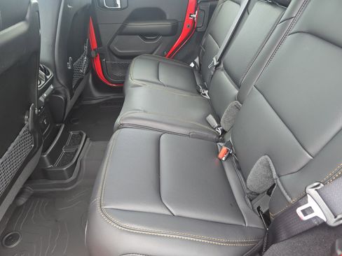 New 2025 Jeep Wrangler Sahara image 21