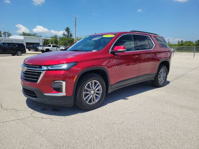 Used 2023 Chevrolet Traverse LT w/ LPO, Floor Liner Package AWD/4WD image 2